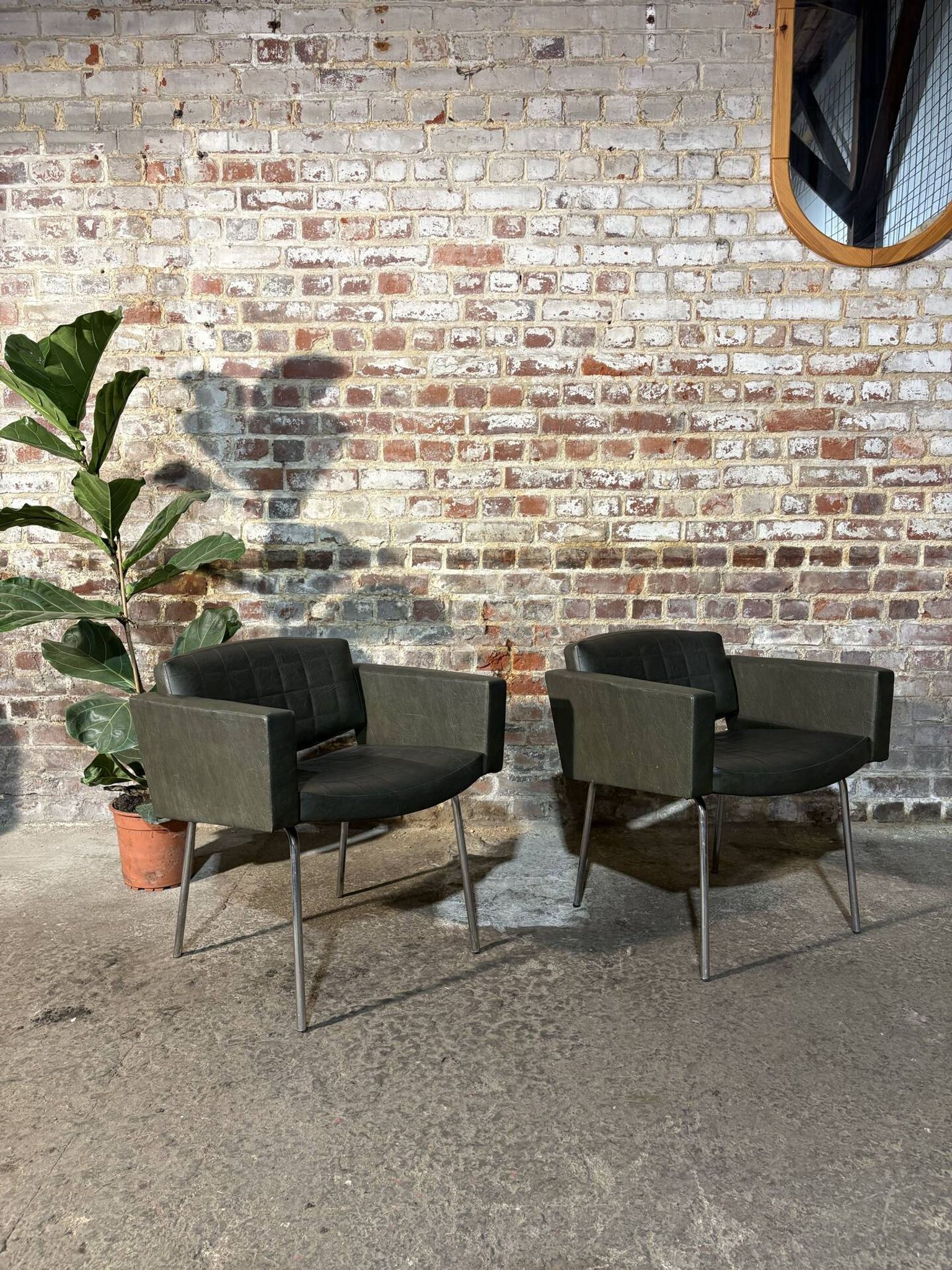 Pair of armchairs by Pierre Guariche, Meurop.