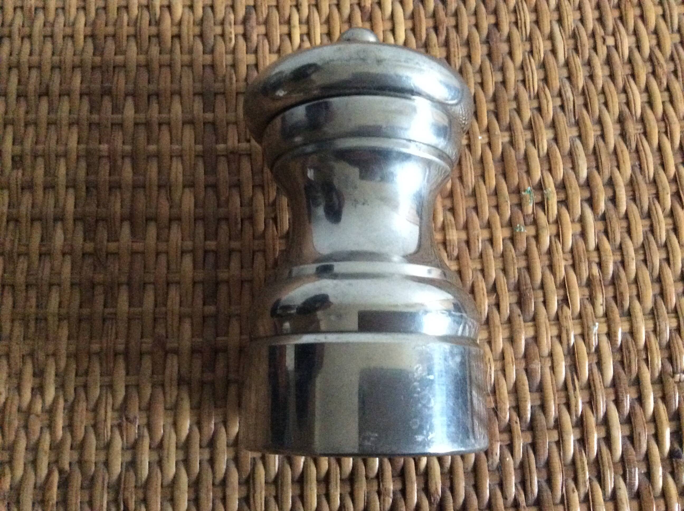 Metal pepper shaker