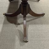 1950s English Regency walnut table with 1 extension leaf