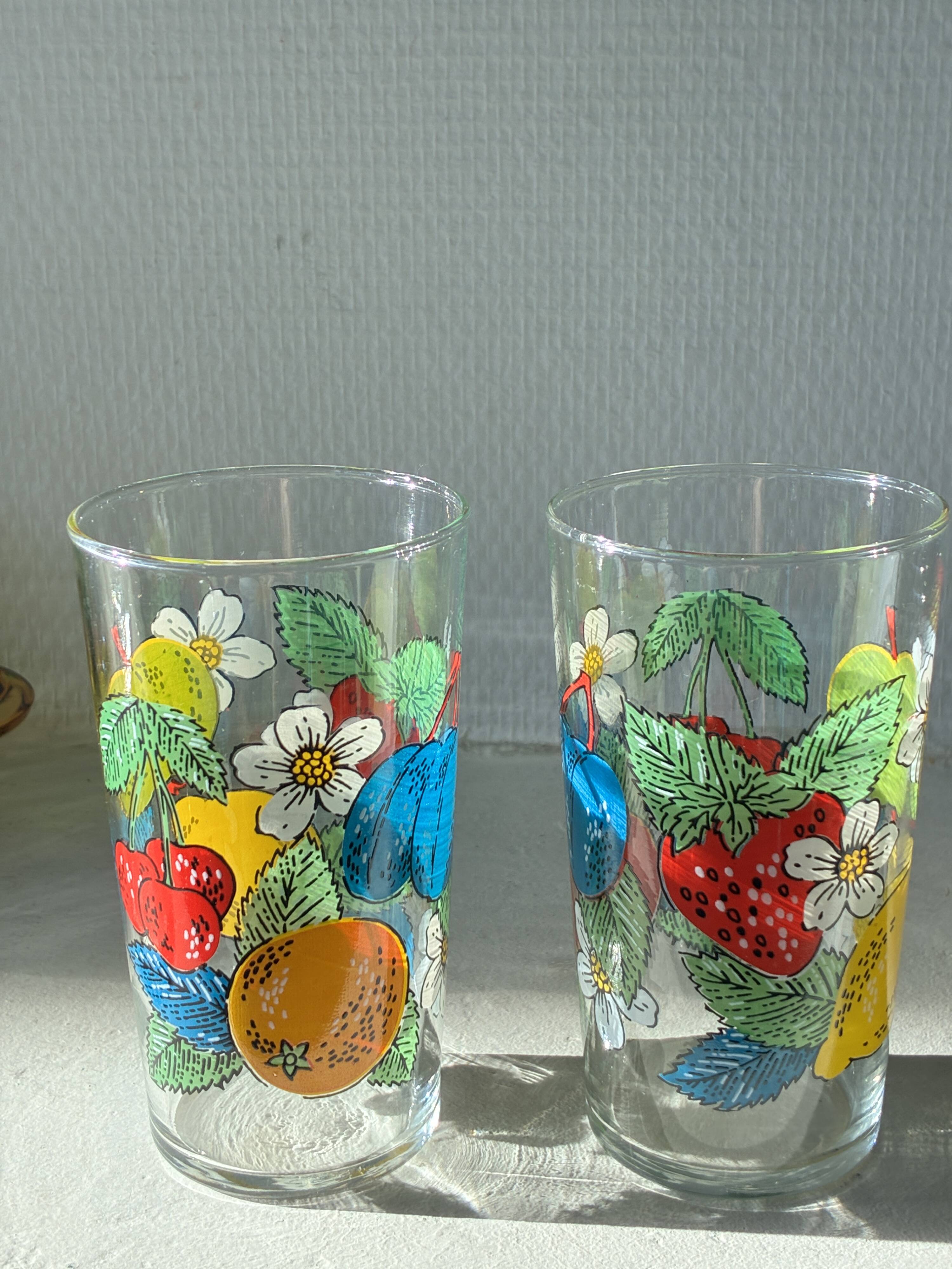 Lot 2 de verres motifs fleurs années 60