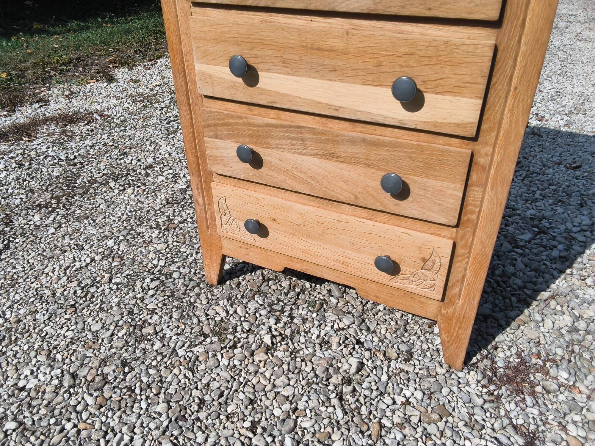 Commode
