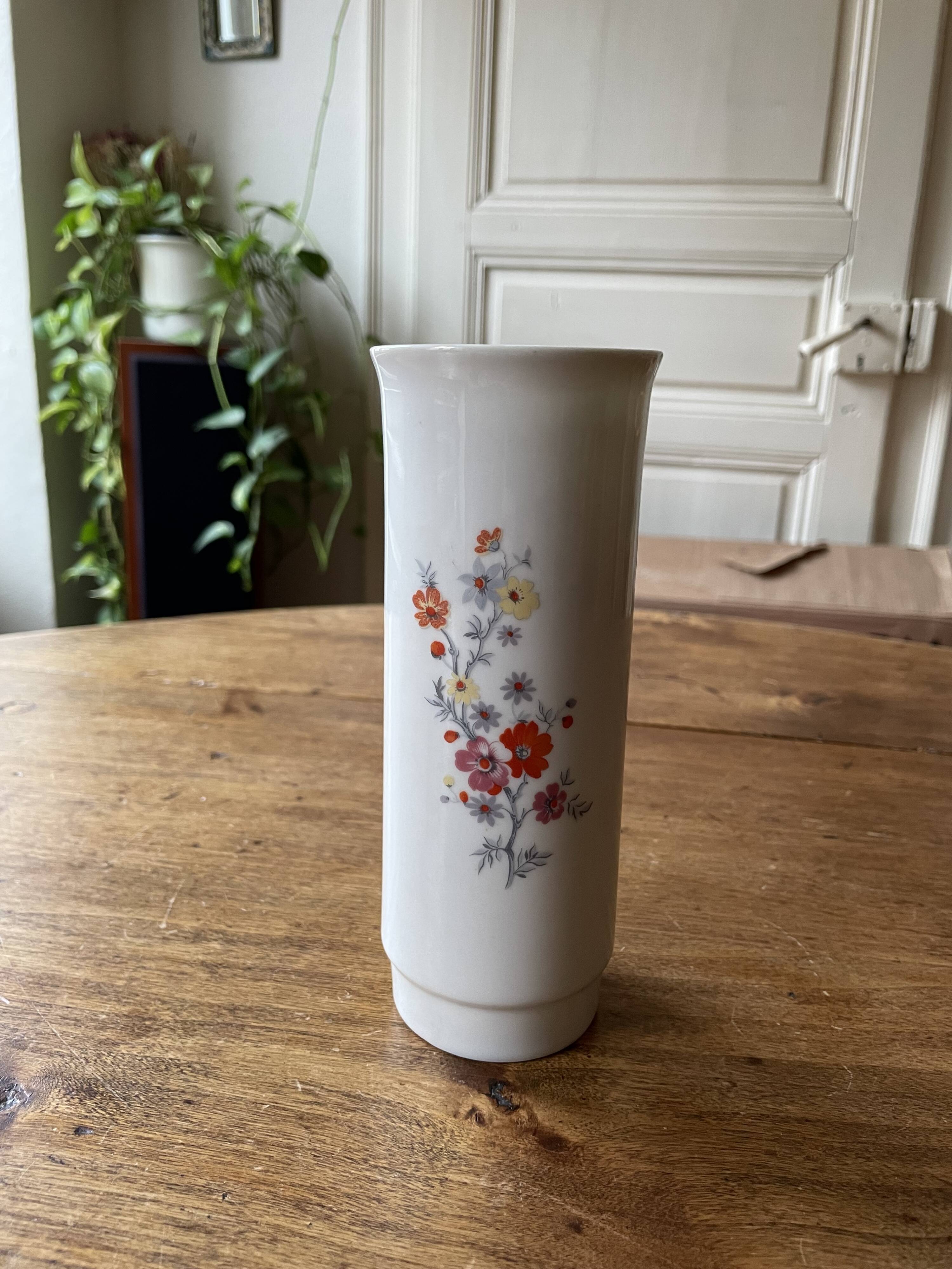 Small Creidlitz Bavaria Germany porcelain vase - old, vintage