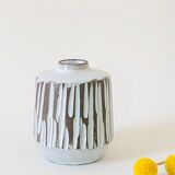 Ceramic vase by Nel Goedhart H9.5cm
