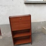 Vintage secretary 2 shelves