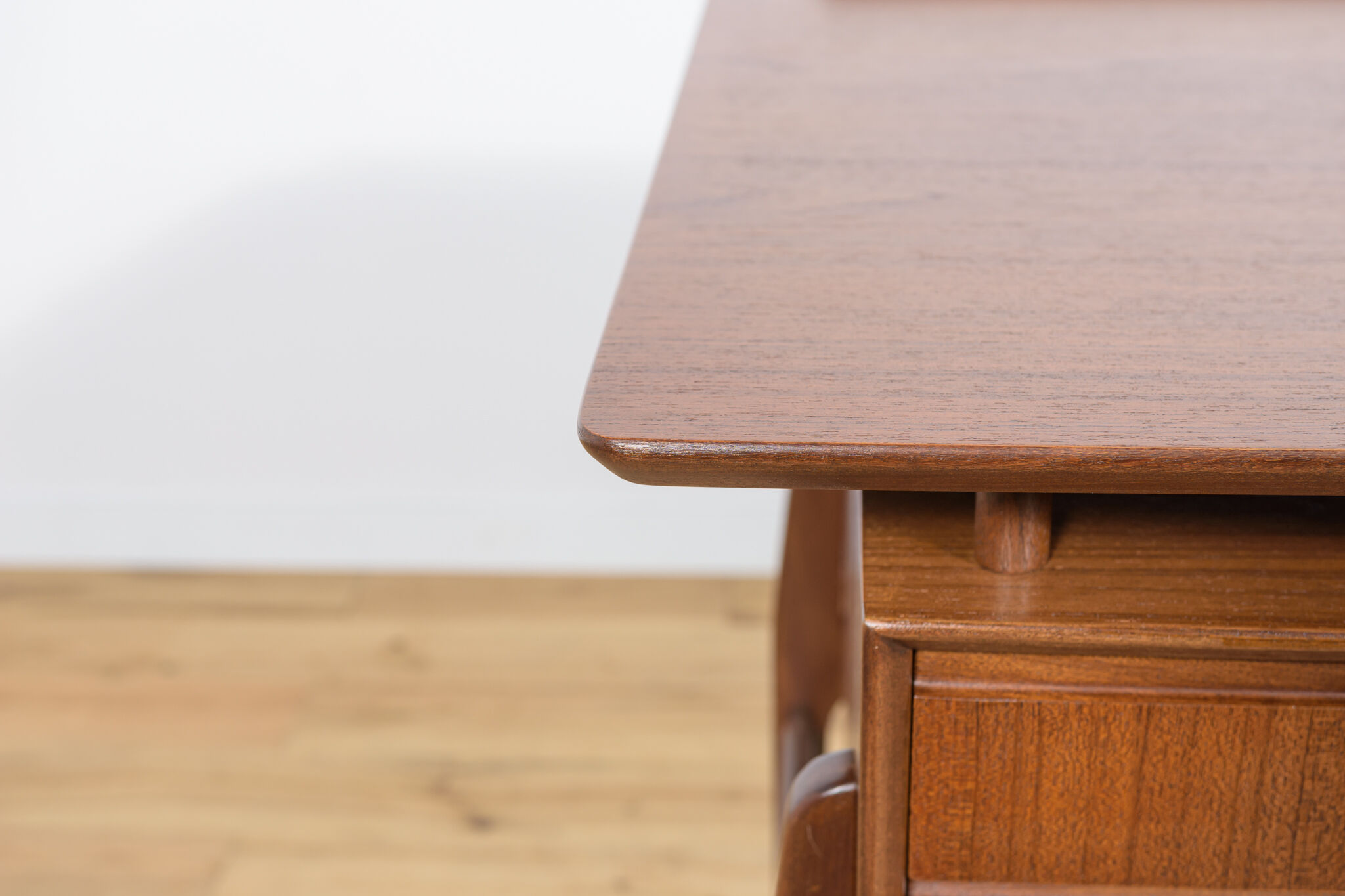 Mid-Century Freestanding Teak Desk, 1960s