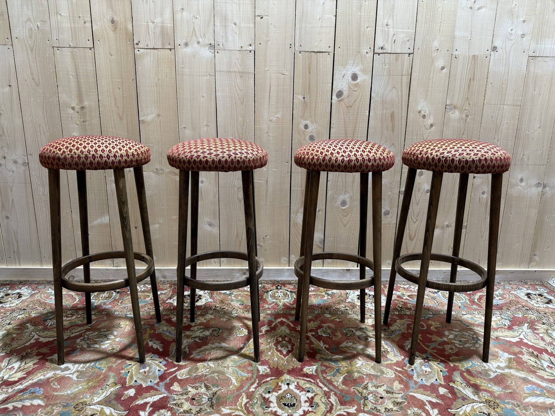 Suite de 4 tabourets de bar 1960