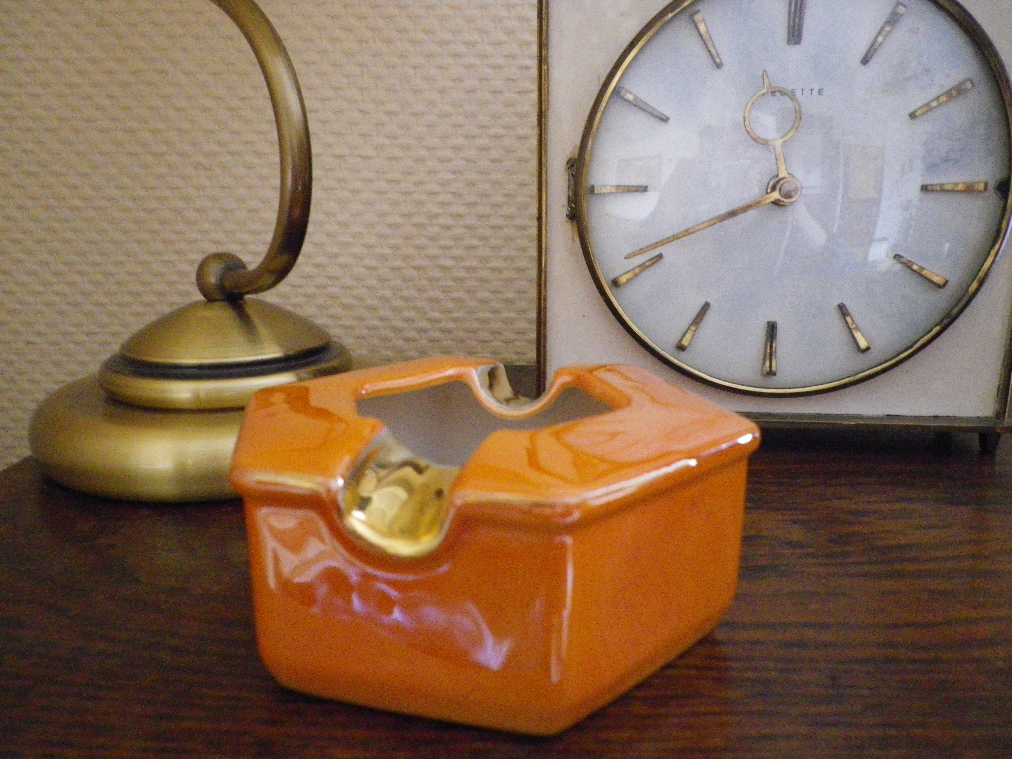 Vintage porcelain ashtray with gilding, Victoria china Czechoslovakia, 60/70s