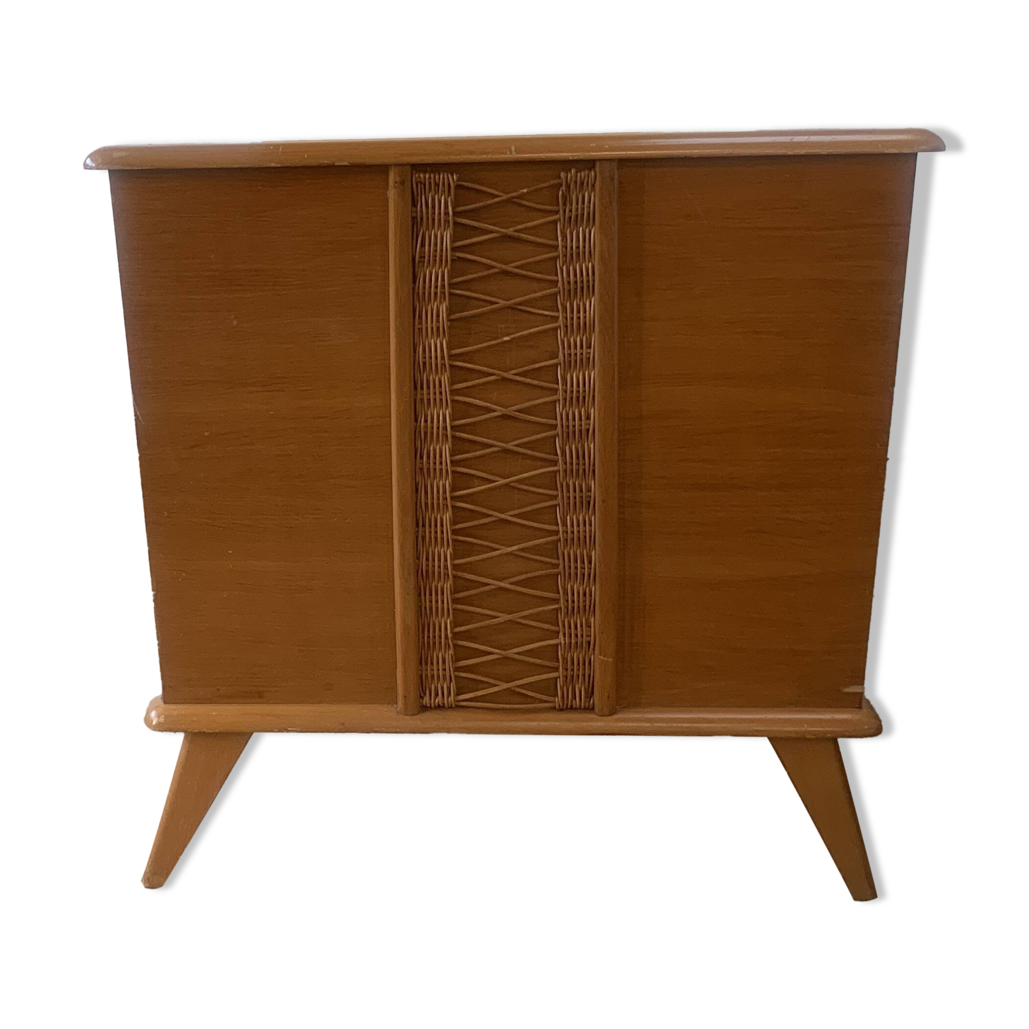 Wooden and wicker baby bed