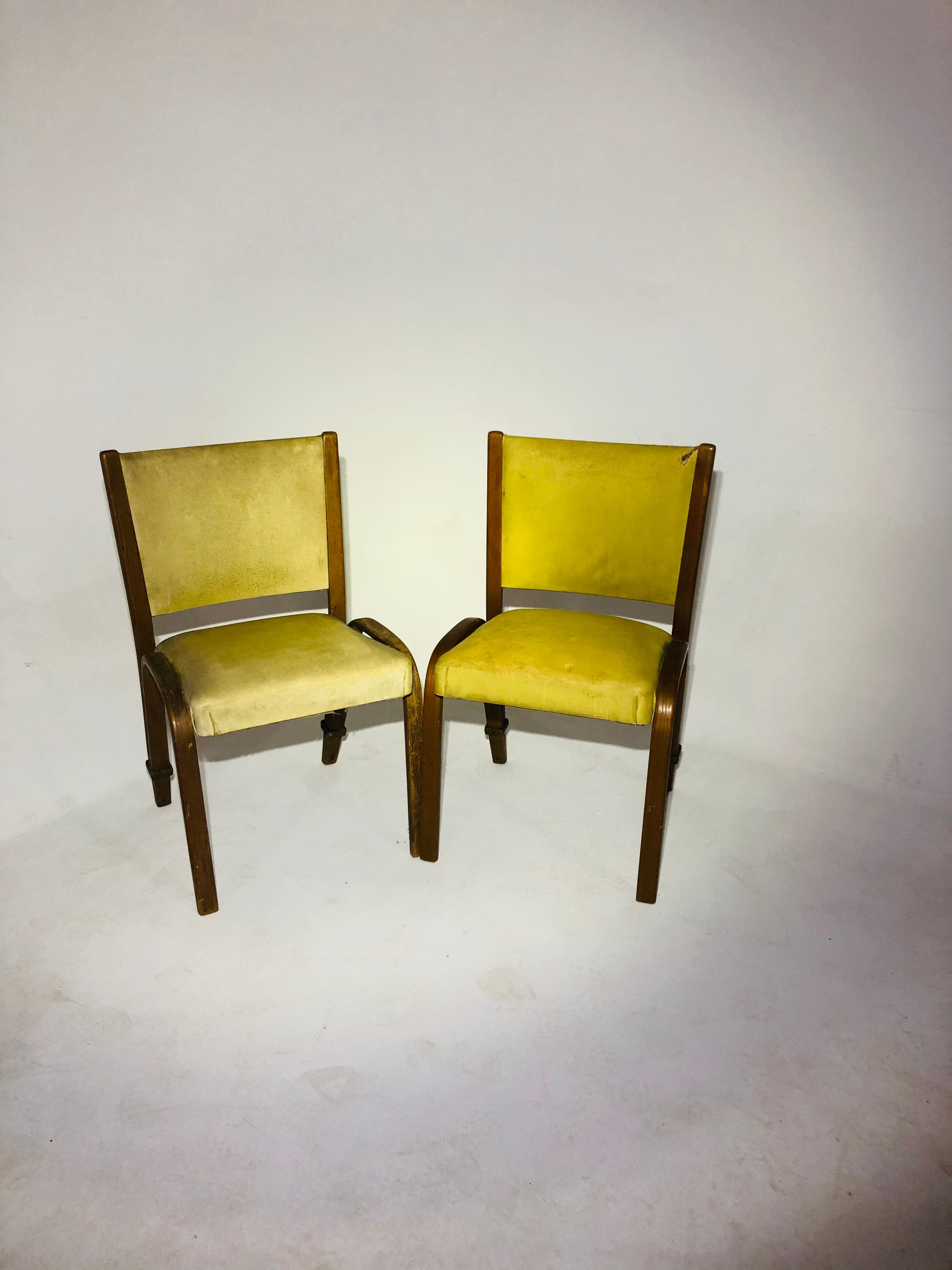 Pair of vintage Bow wood chairs for Steiner - Fabric and wood