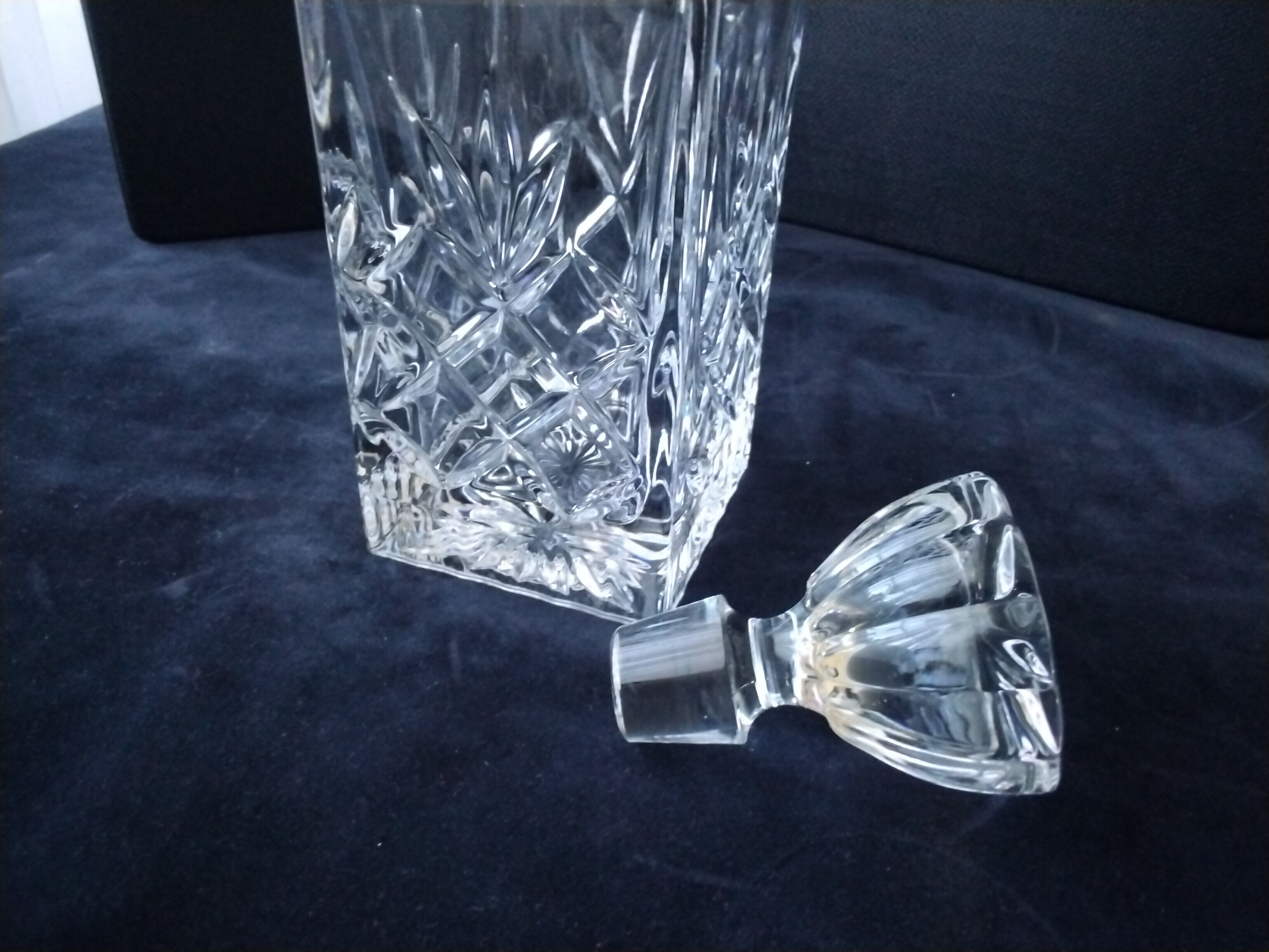 Crystal whisky decanter