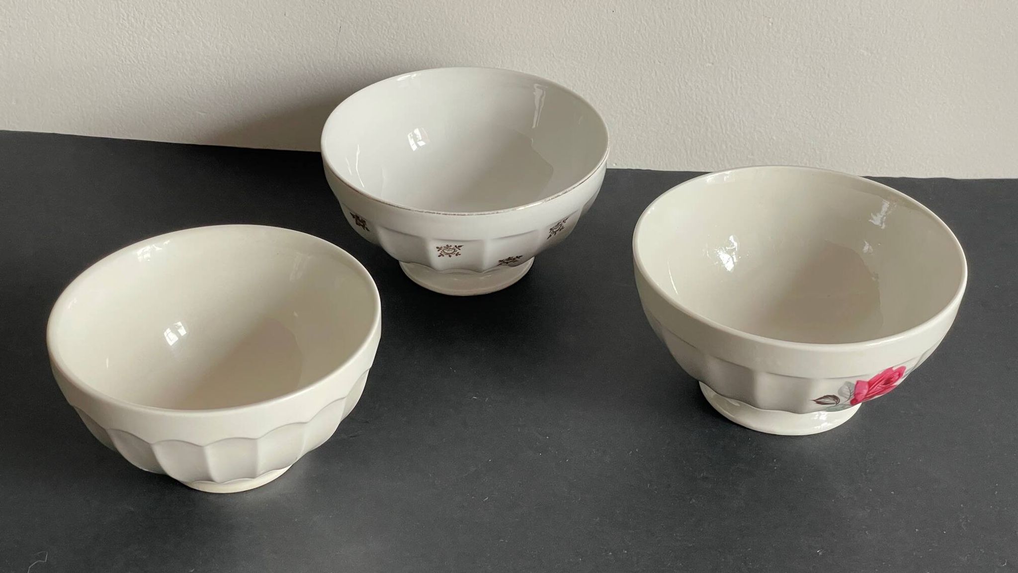 BOWLS Ceramic Pink and Gold VINTAGE