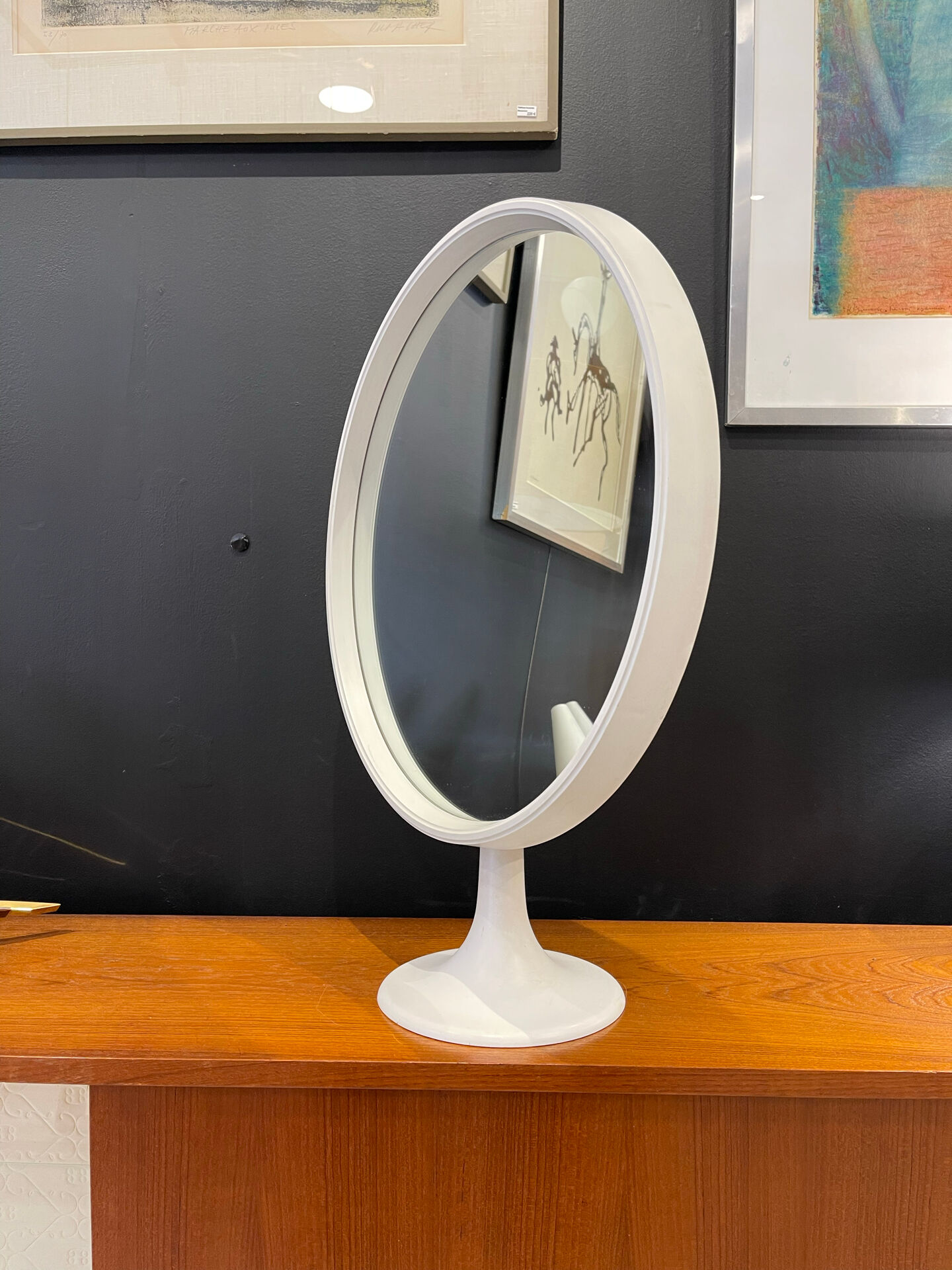 Large tulip foot mirror 1970