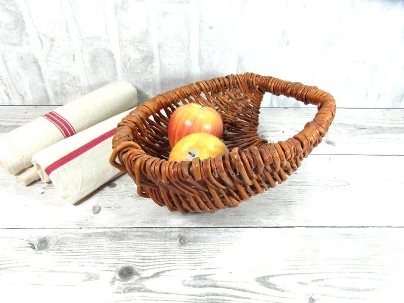 Bird's nest basket, vintage wall decoration