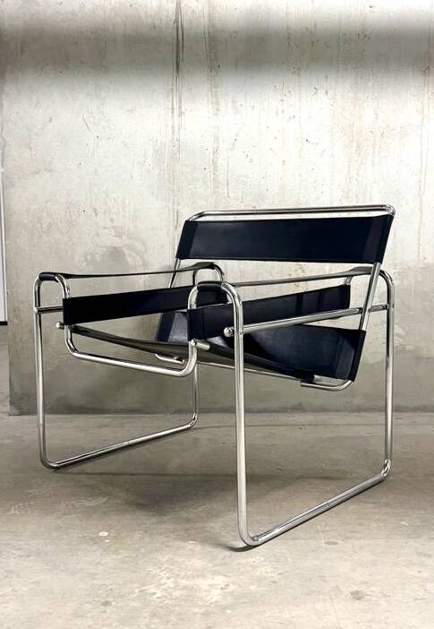 Wassily armchair Marcel Breuer