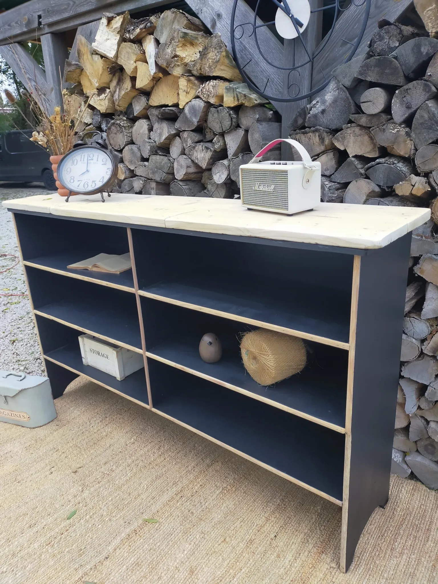 Wooden locker workbench