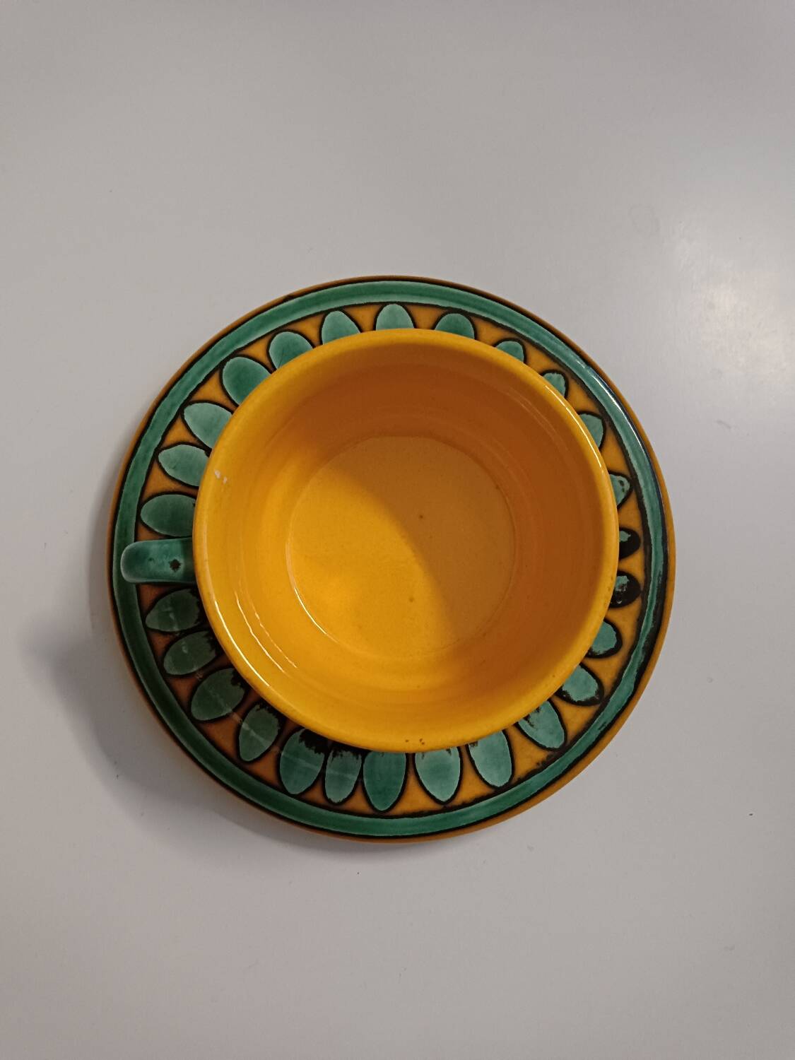Large Saint Clement Yellow and Green Mug