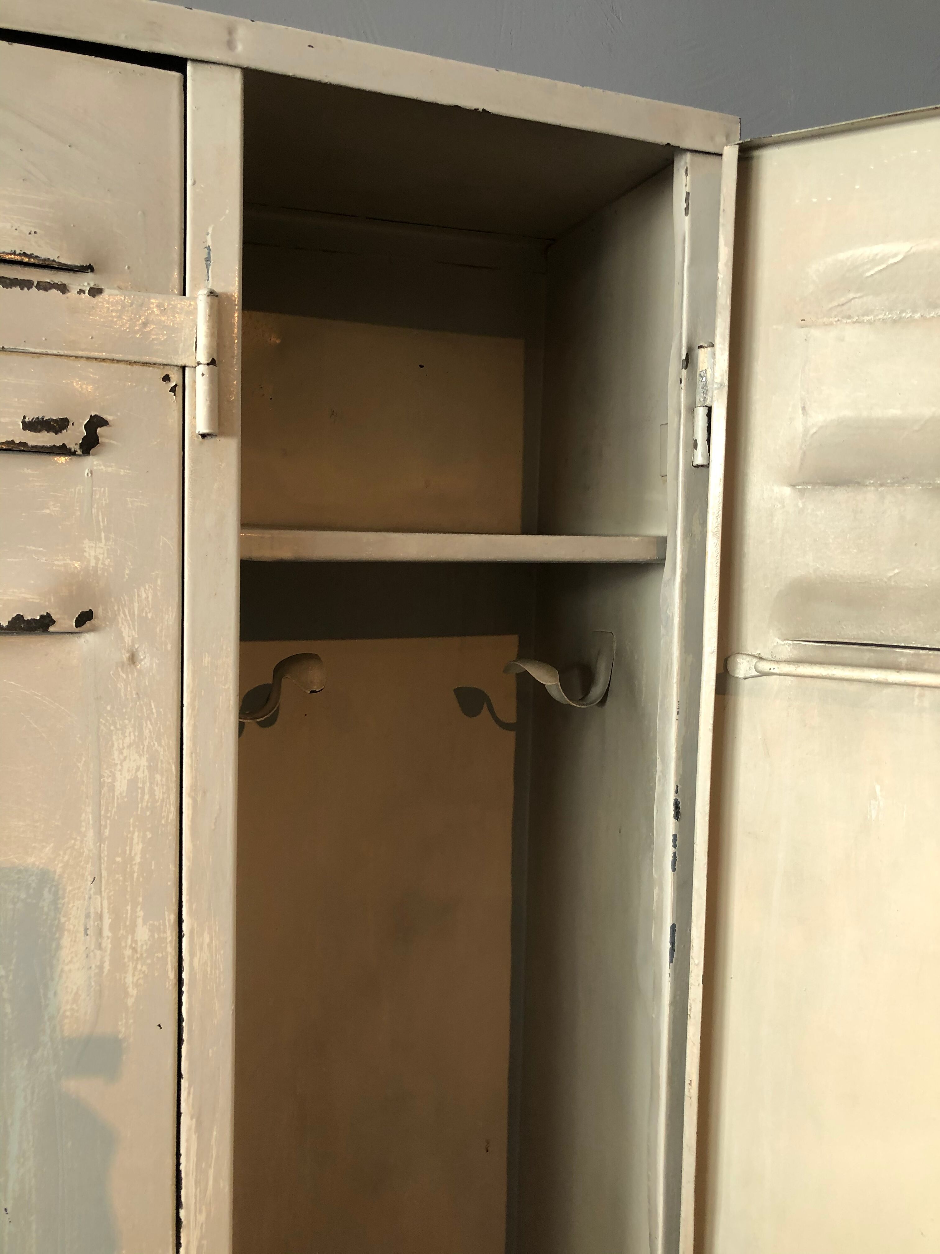 Industrial metal vestiary