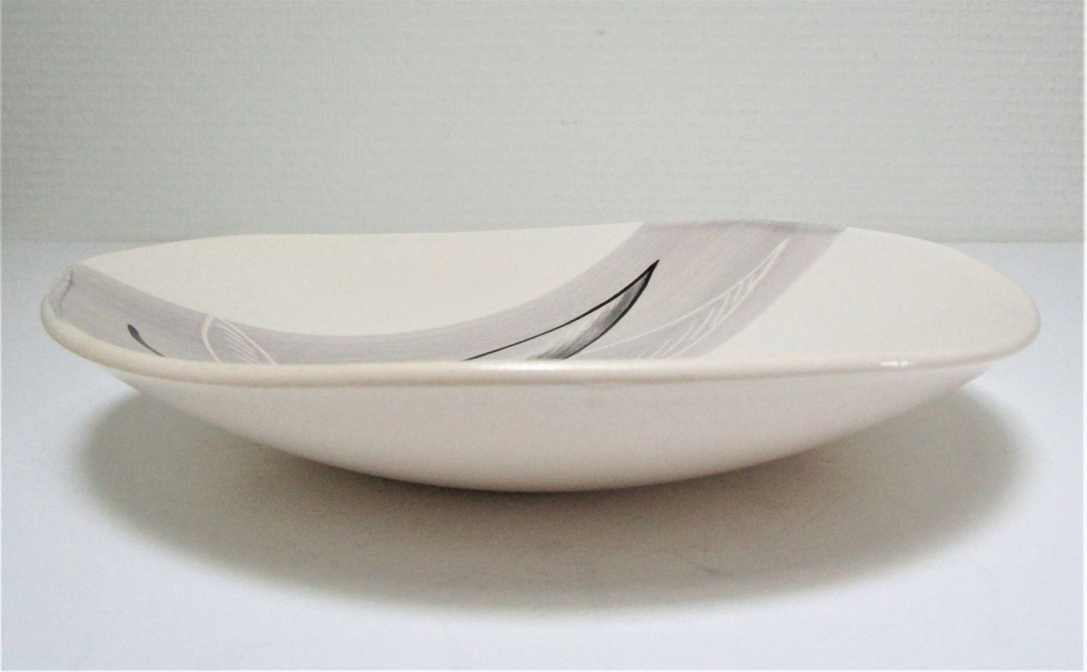 Ten Pornic design plates from the 60s, "Lotus" model
