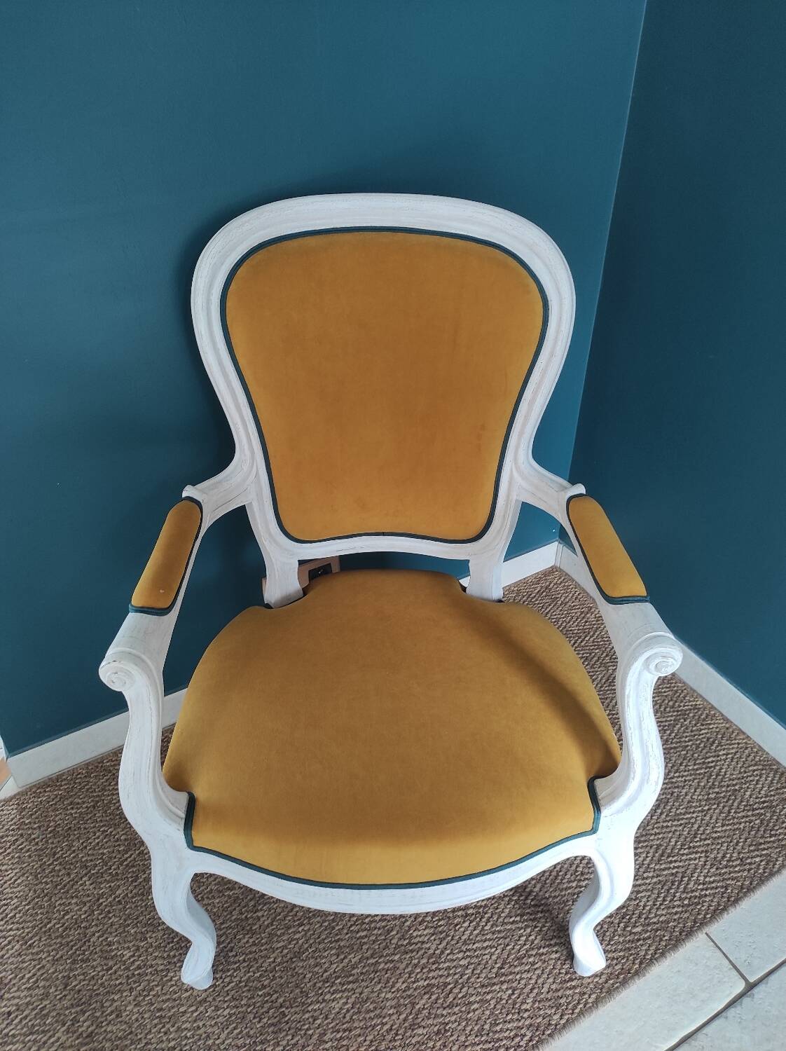 Fauteuil style Louis XV