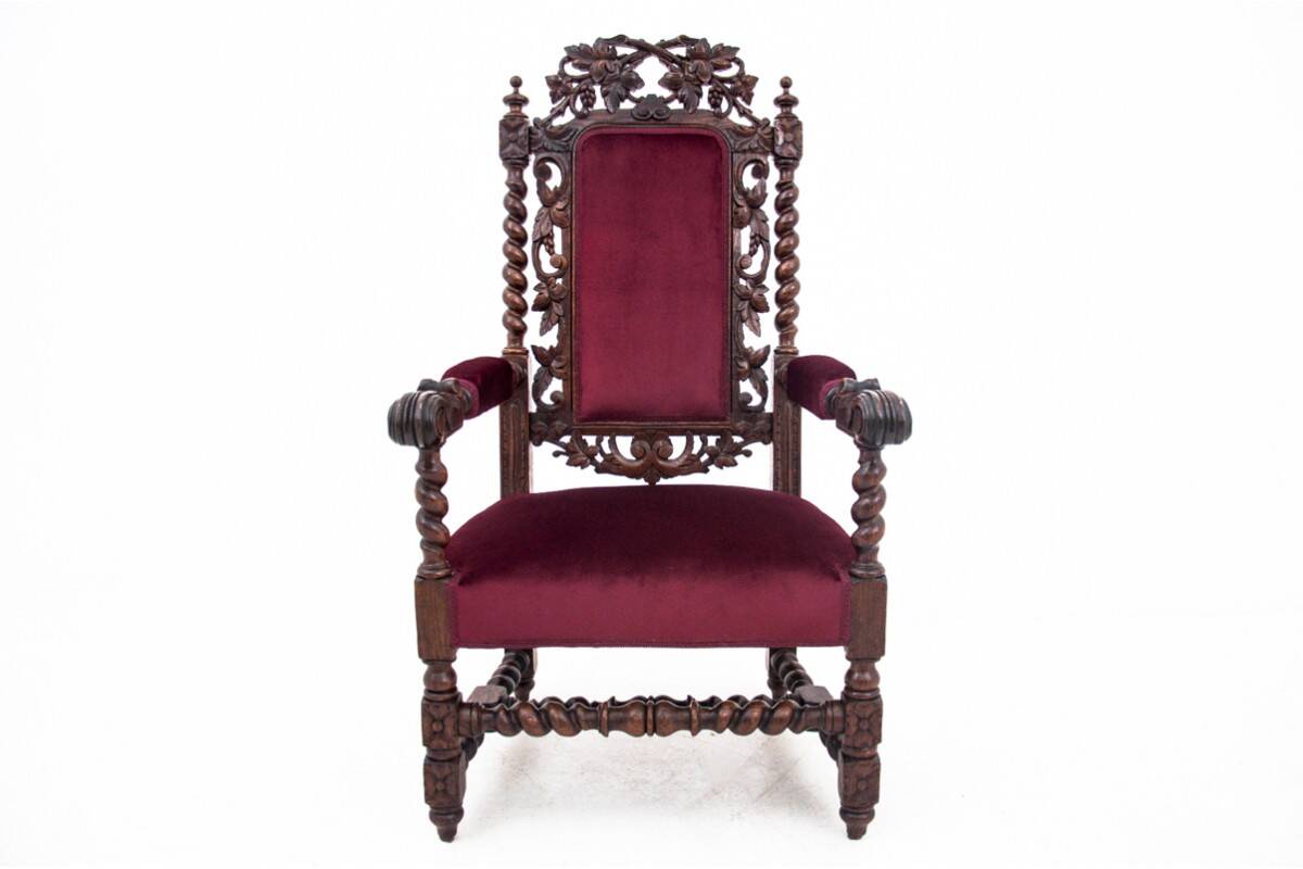 Fauteuil - trône ancien, France, vers 1890.