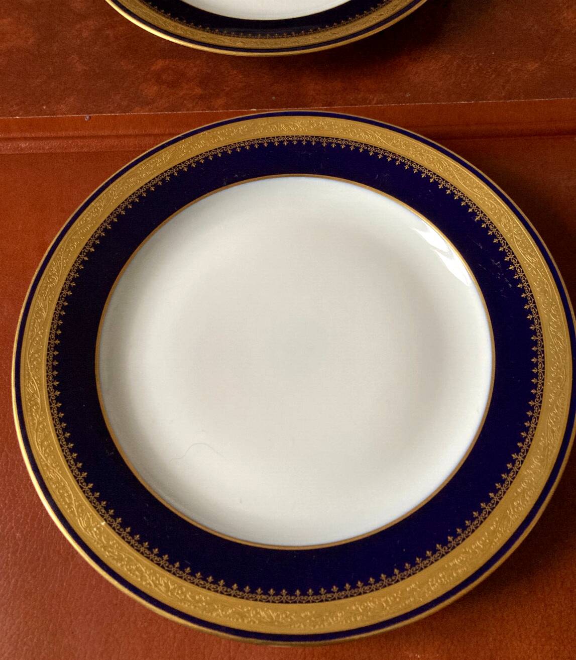 2 Limoges porcelain plates decorated with fine gold