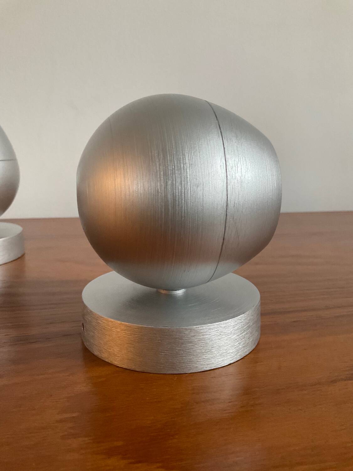 Series of 3 “Lirio” spotlights for Philips