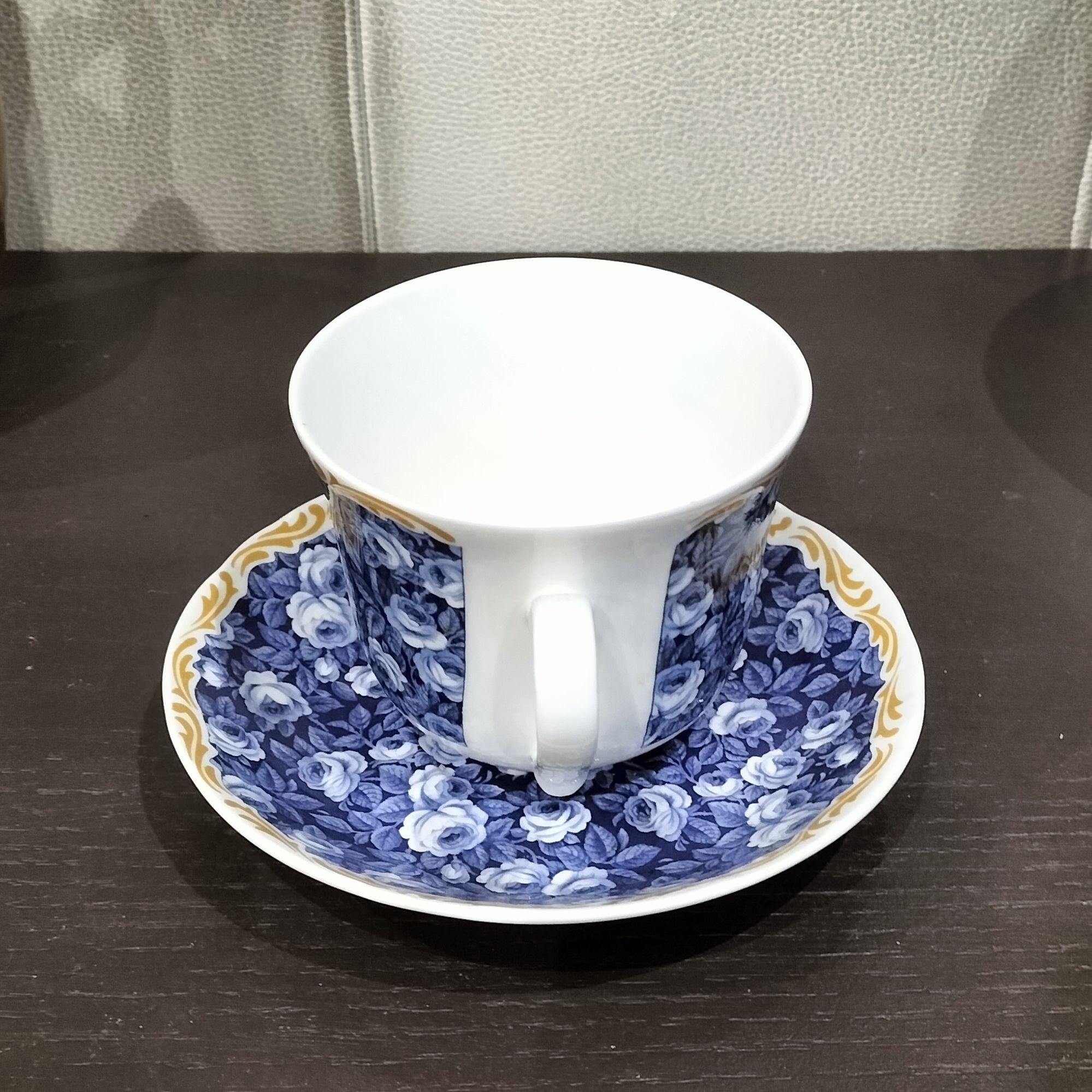 Jumbo cup english lunch Roy Kirkham model rose chintz blue