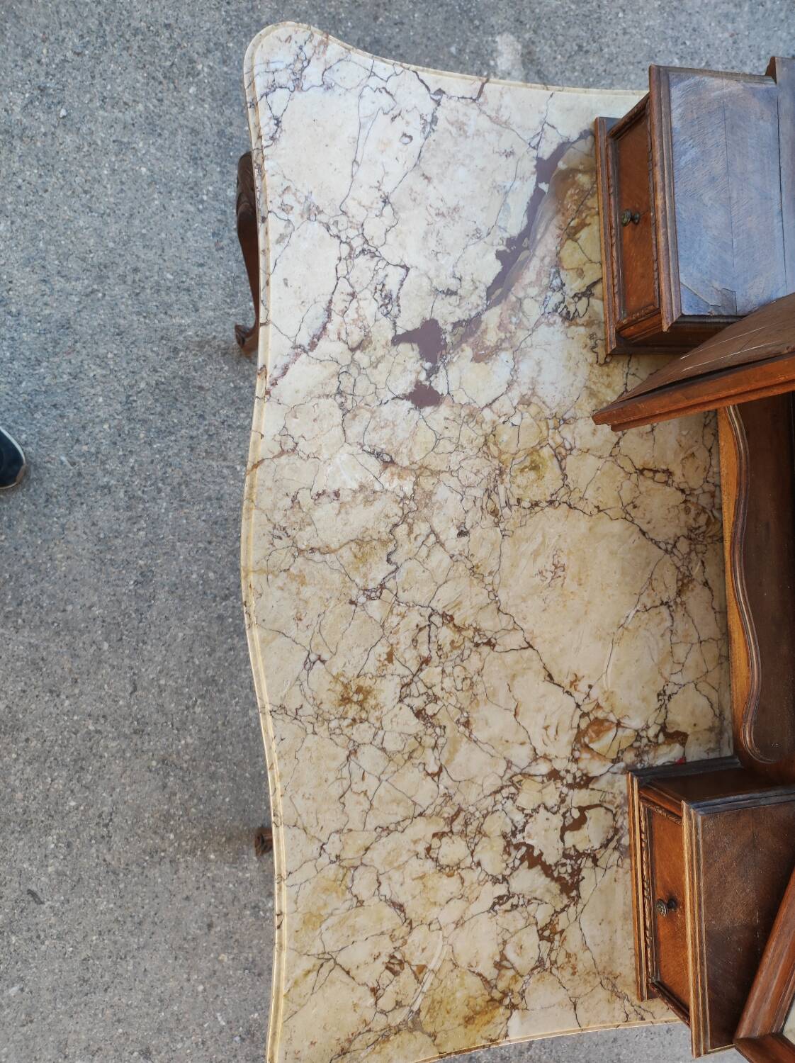 Rocaille dressing table marble top, one drawer