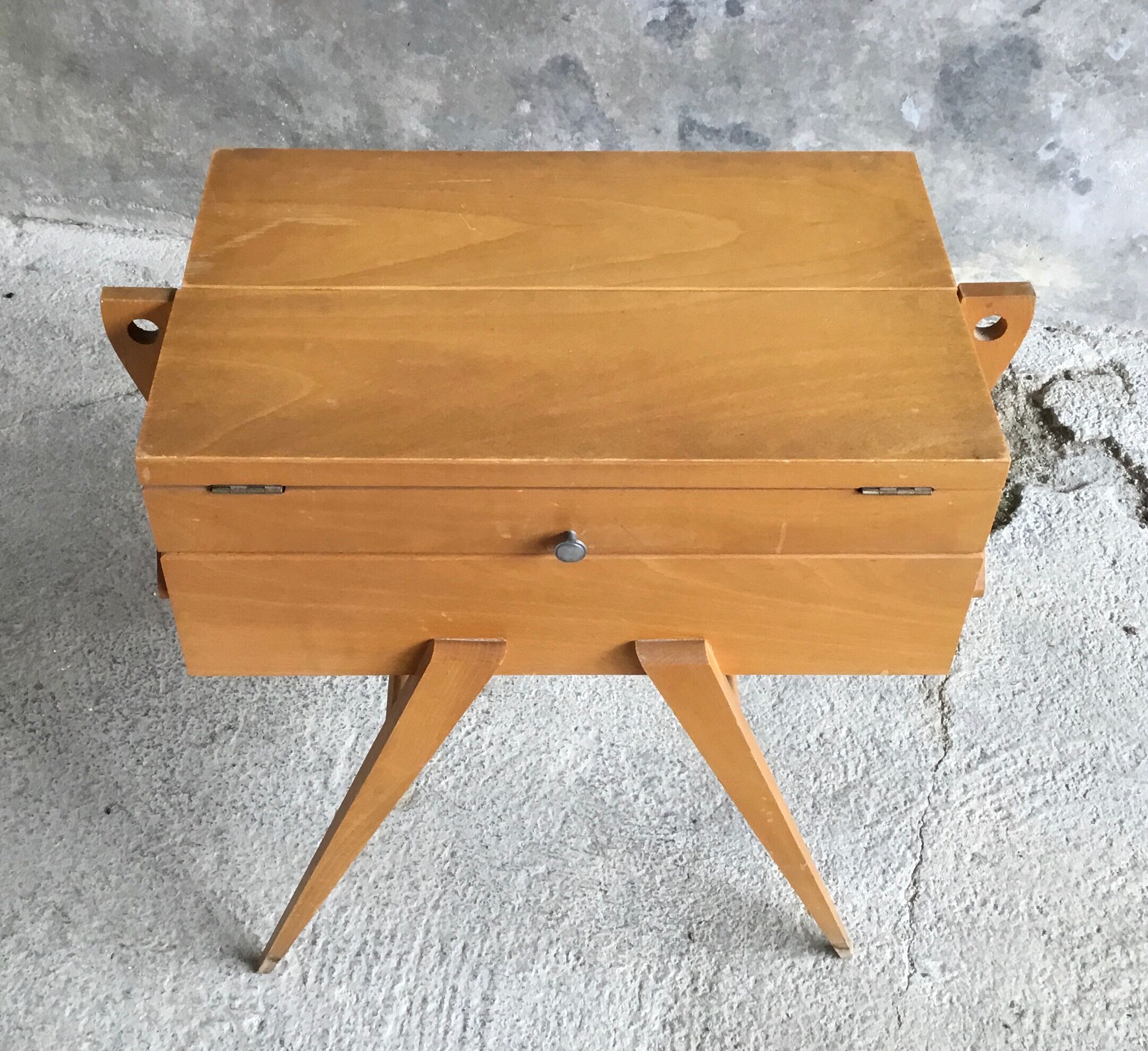 Worker with ears and feet compass - vintage 1960