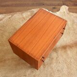 Scandinavian 1960s vintage bedside table / side table