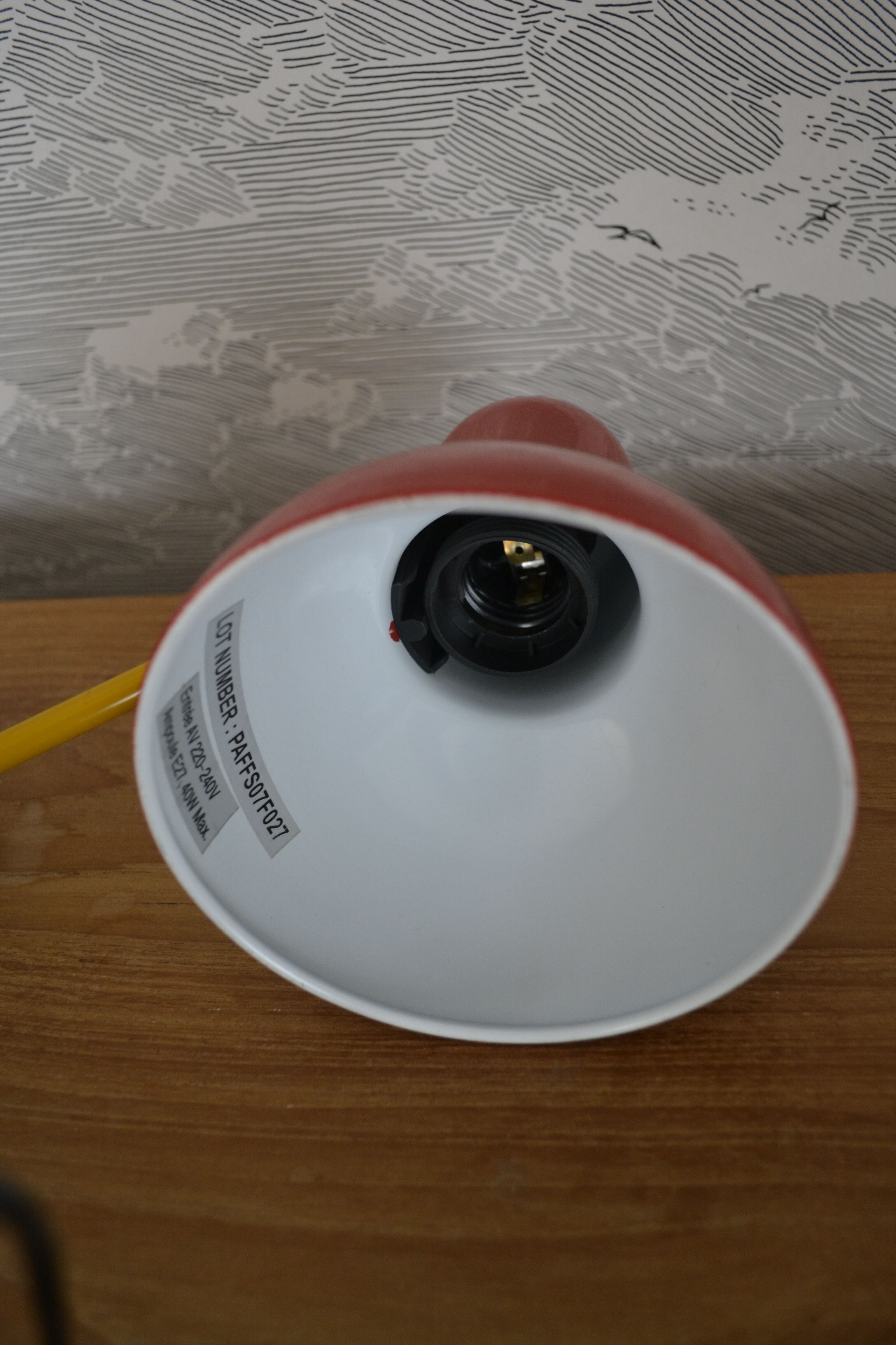 Multicolored articulated metal lamp