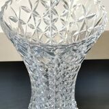 Large Tulipier Vase in cut Bohemian crystal. Star/diamond patterns. High 26 cm