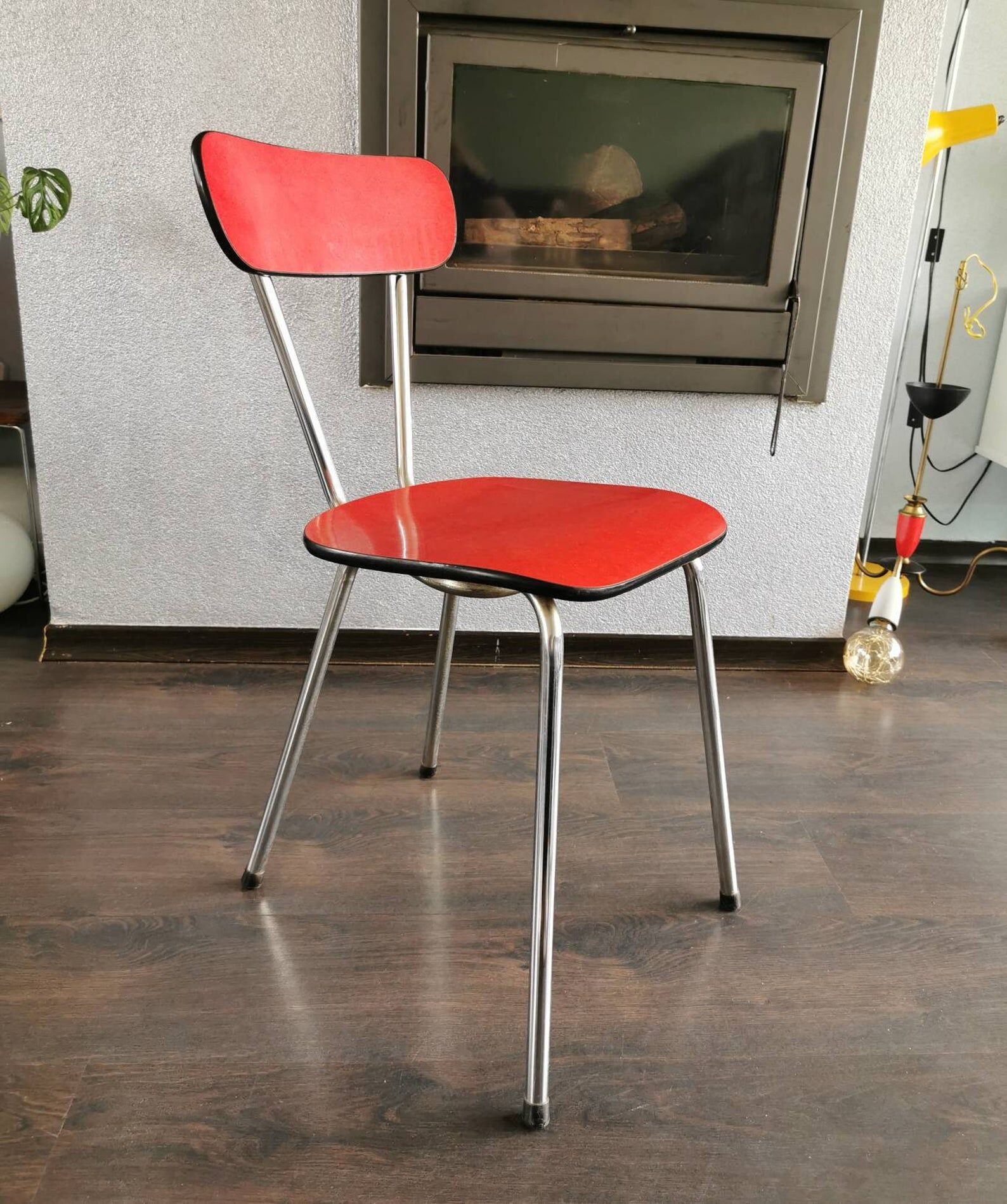 Chaise vintage rouge Formica 1970