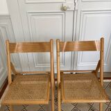 set of 2 vintage folding chairs