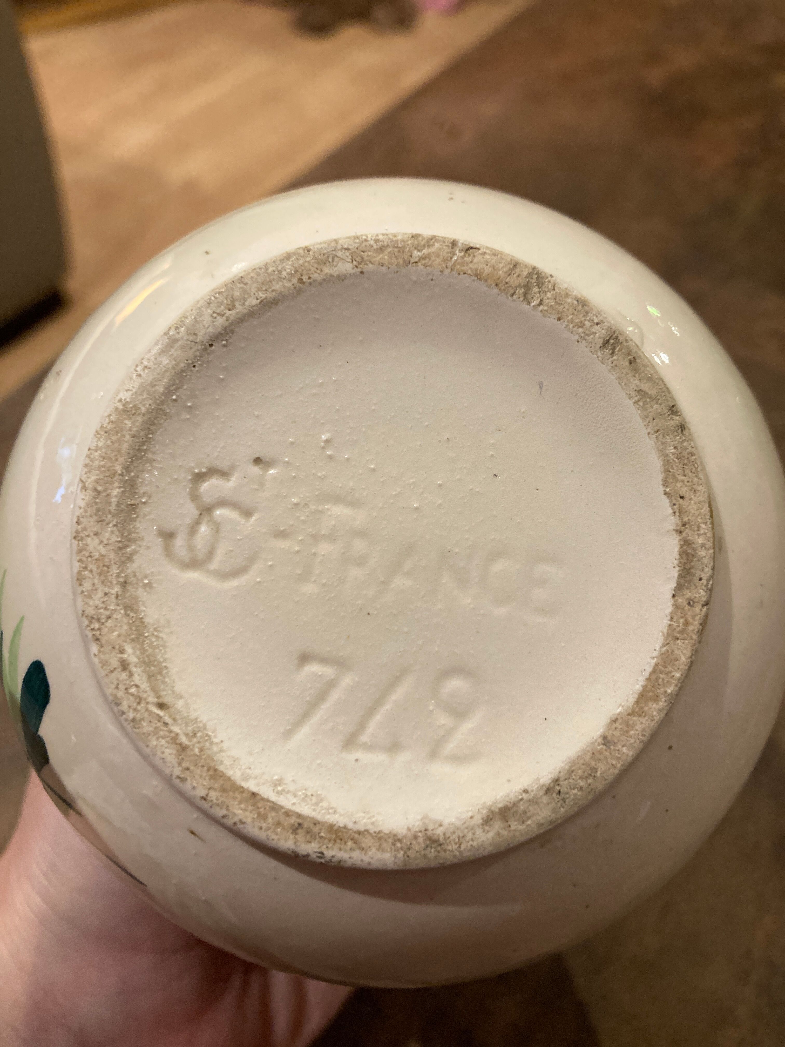 Small vase ball Saint Clement number 742