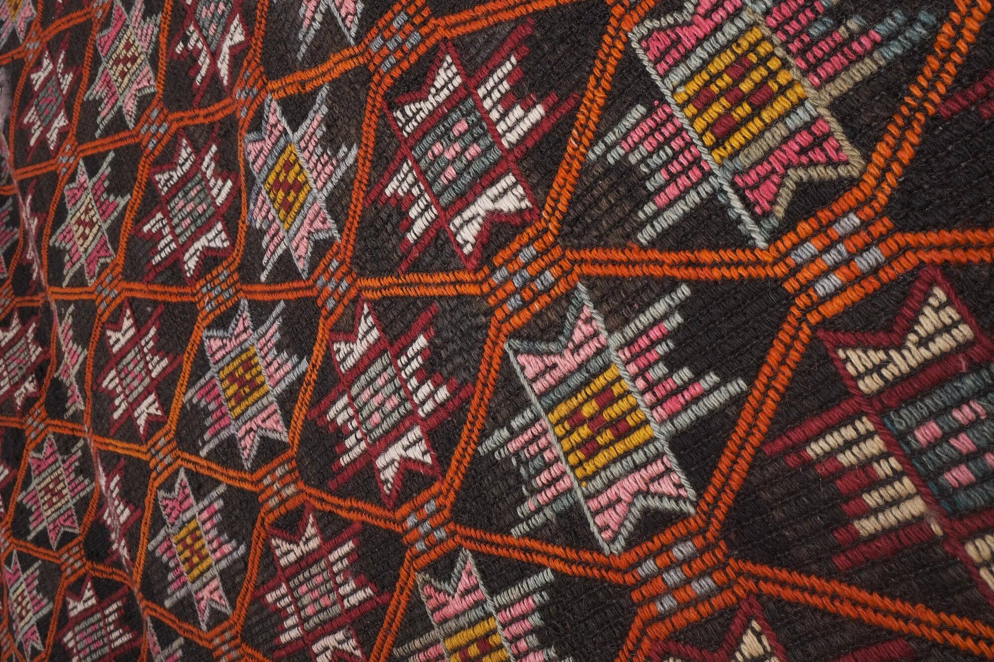 Vintage Turkish rug handmade 157x266 cm