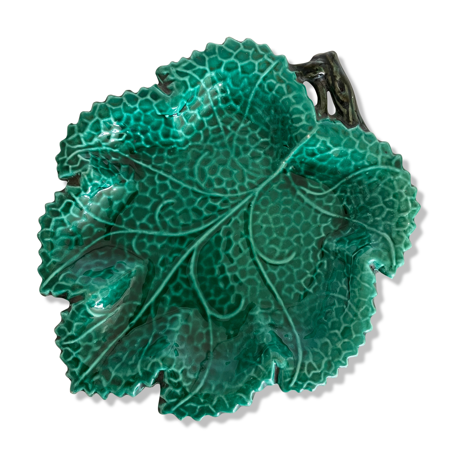 Empty pocket or small dish Vallauris leaf