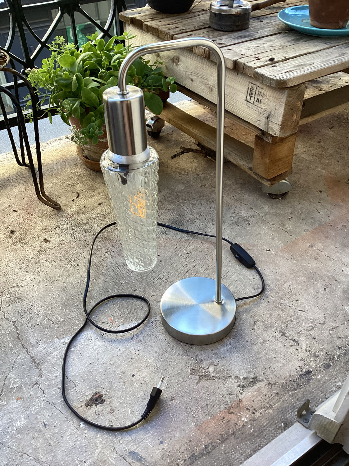 Metal table lamp and vintage glass tulip