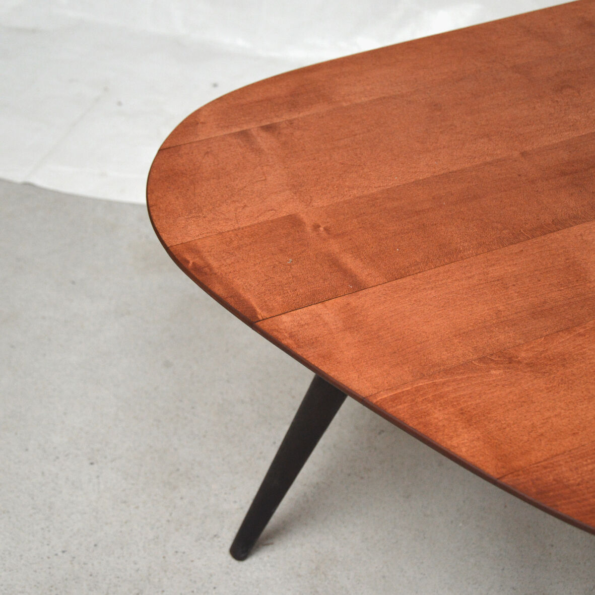 Large coffee table tripod bean, 1960