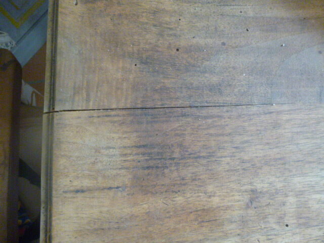 Square wooden table with 3 extensions