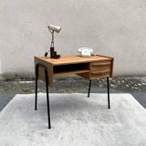 2-drawer, 1-compartment desk from 1950