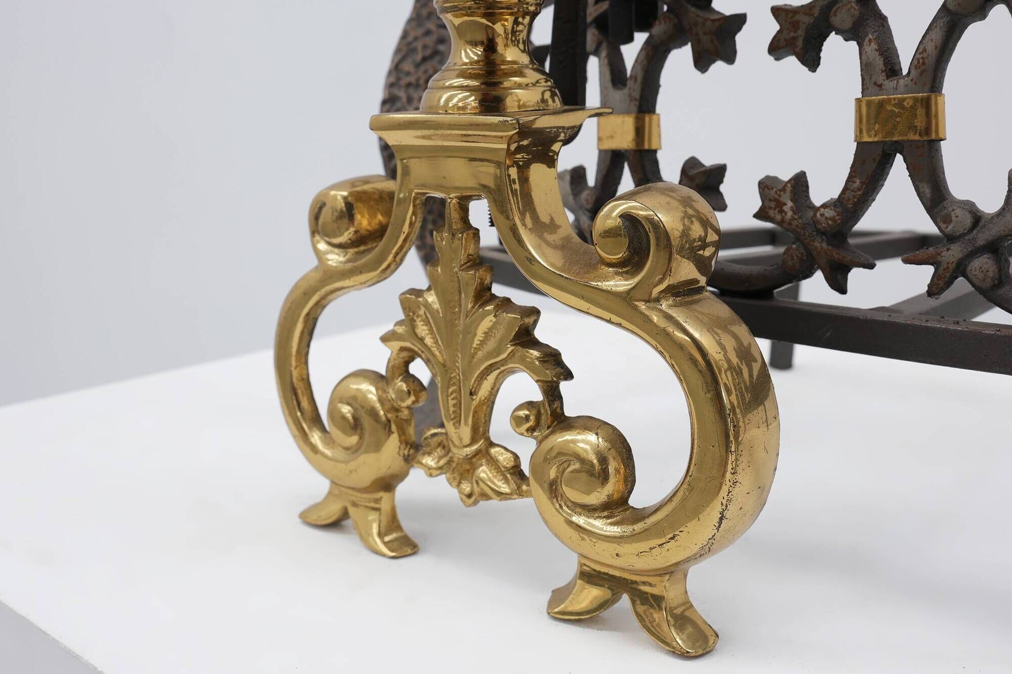 Pair of French Brass Firedogs and Wrought Iron Fireplace Grate, 20th Centur