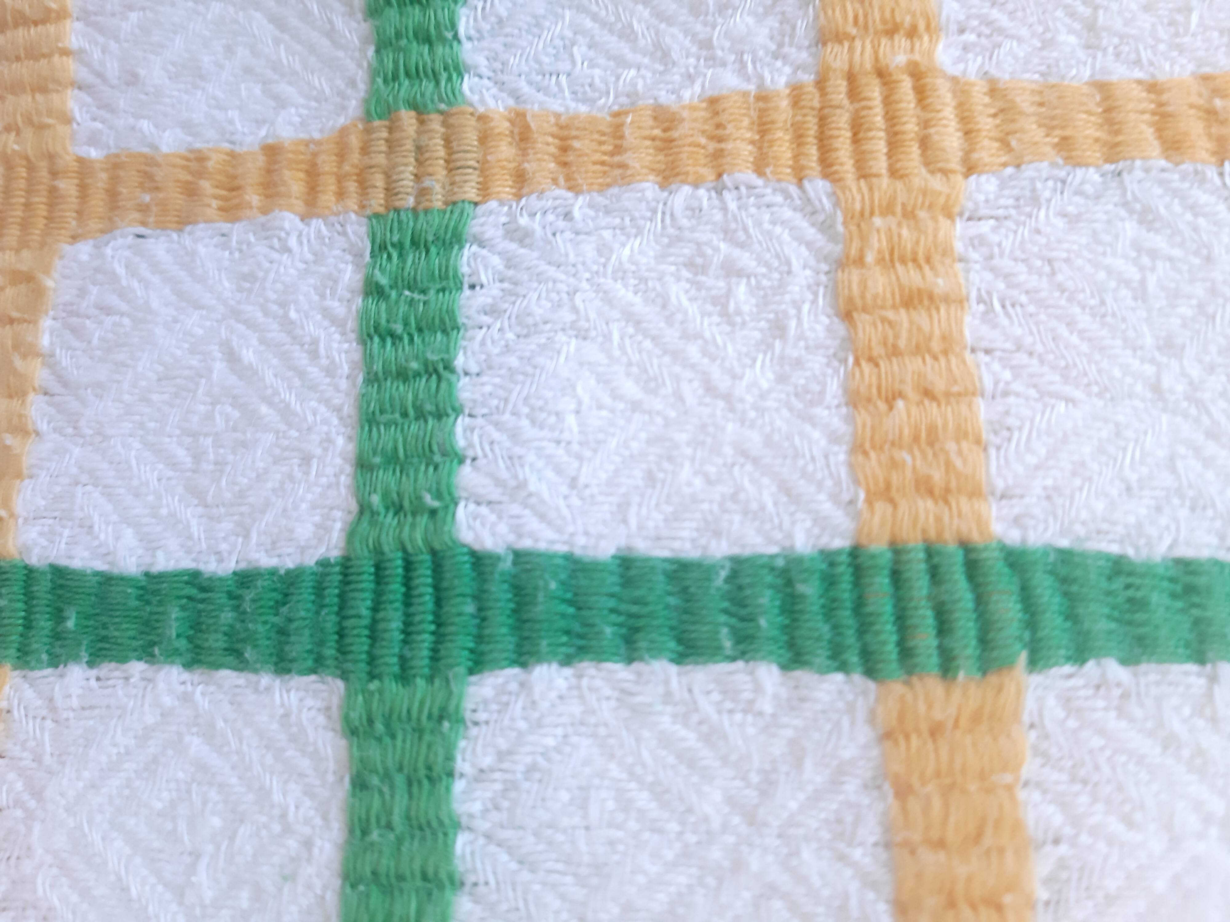 Tablecloth 140 x 160 and 6 towels