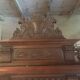 Miroir biseauté de style Henri ii en noyer