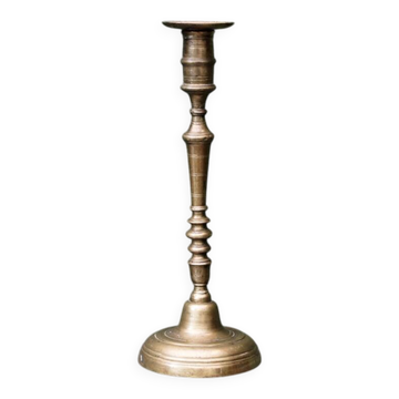 Bougeoir flambeau en bronze, haute époque