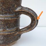 Duo vintage sandstone mugs