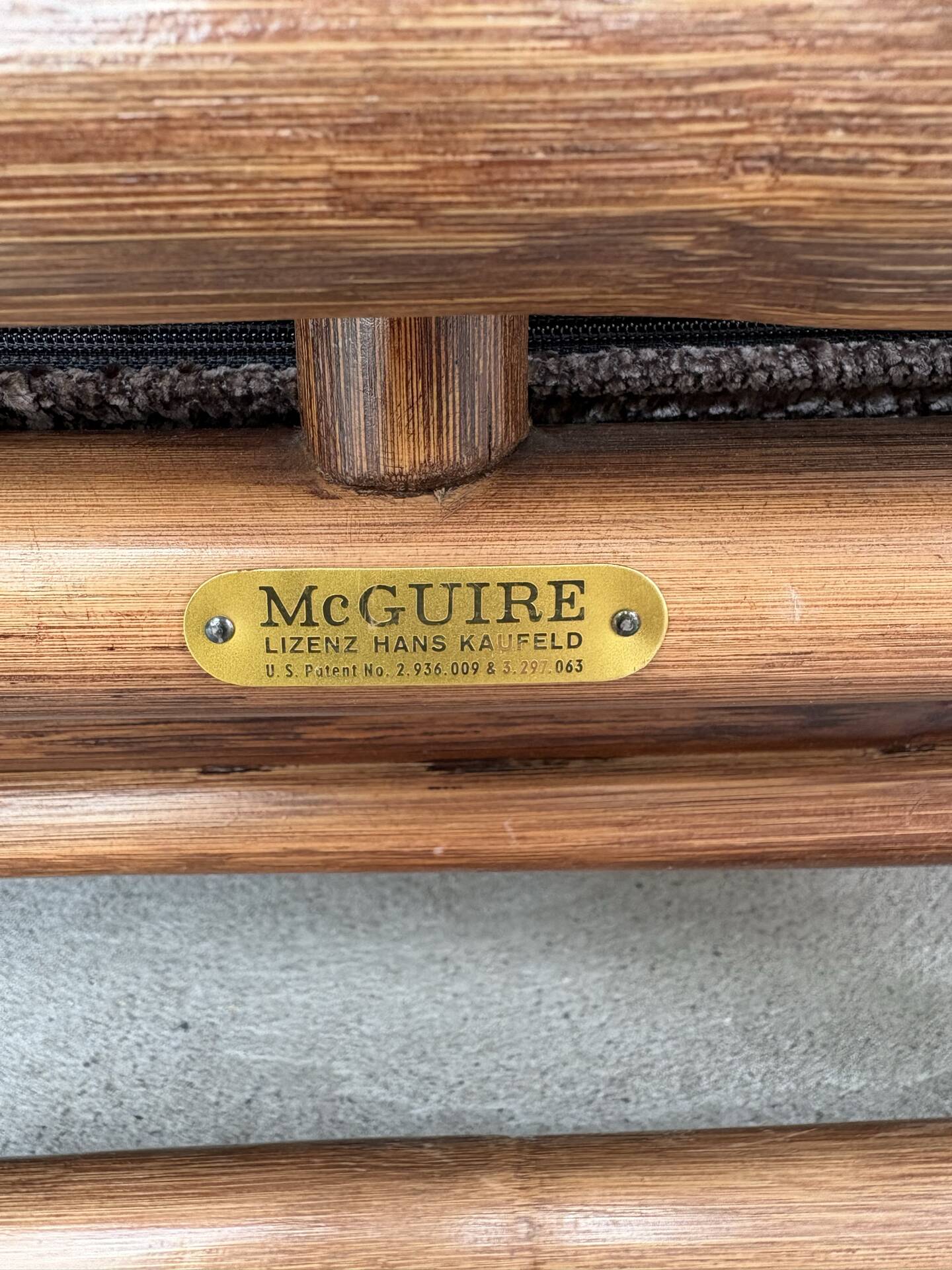 Fauteuils et table Mc Guire (ensemble de 3)