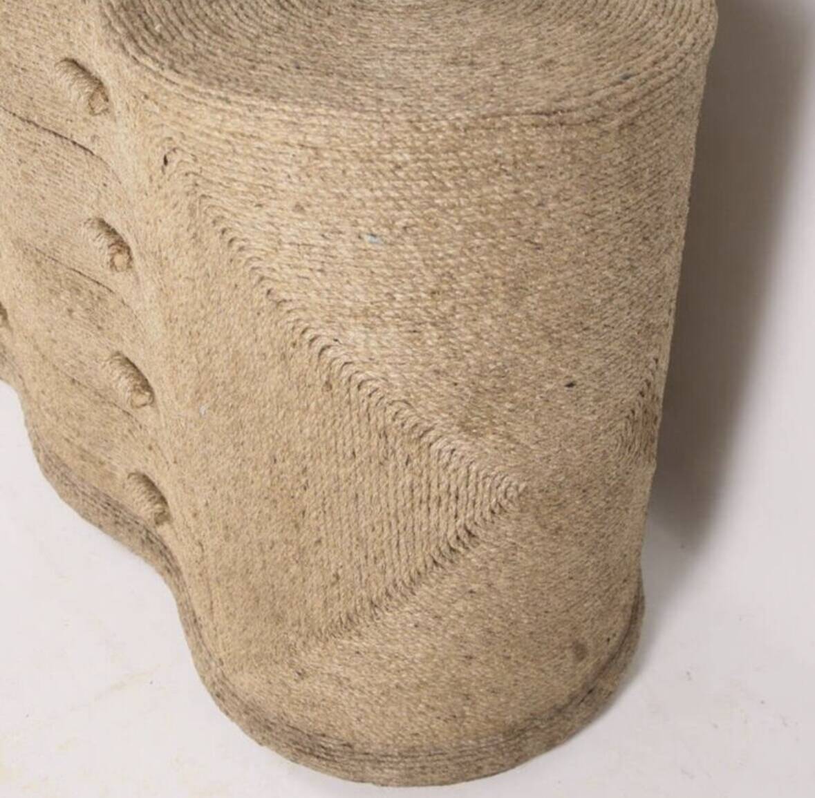 Rope chest of drawers