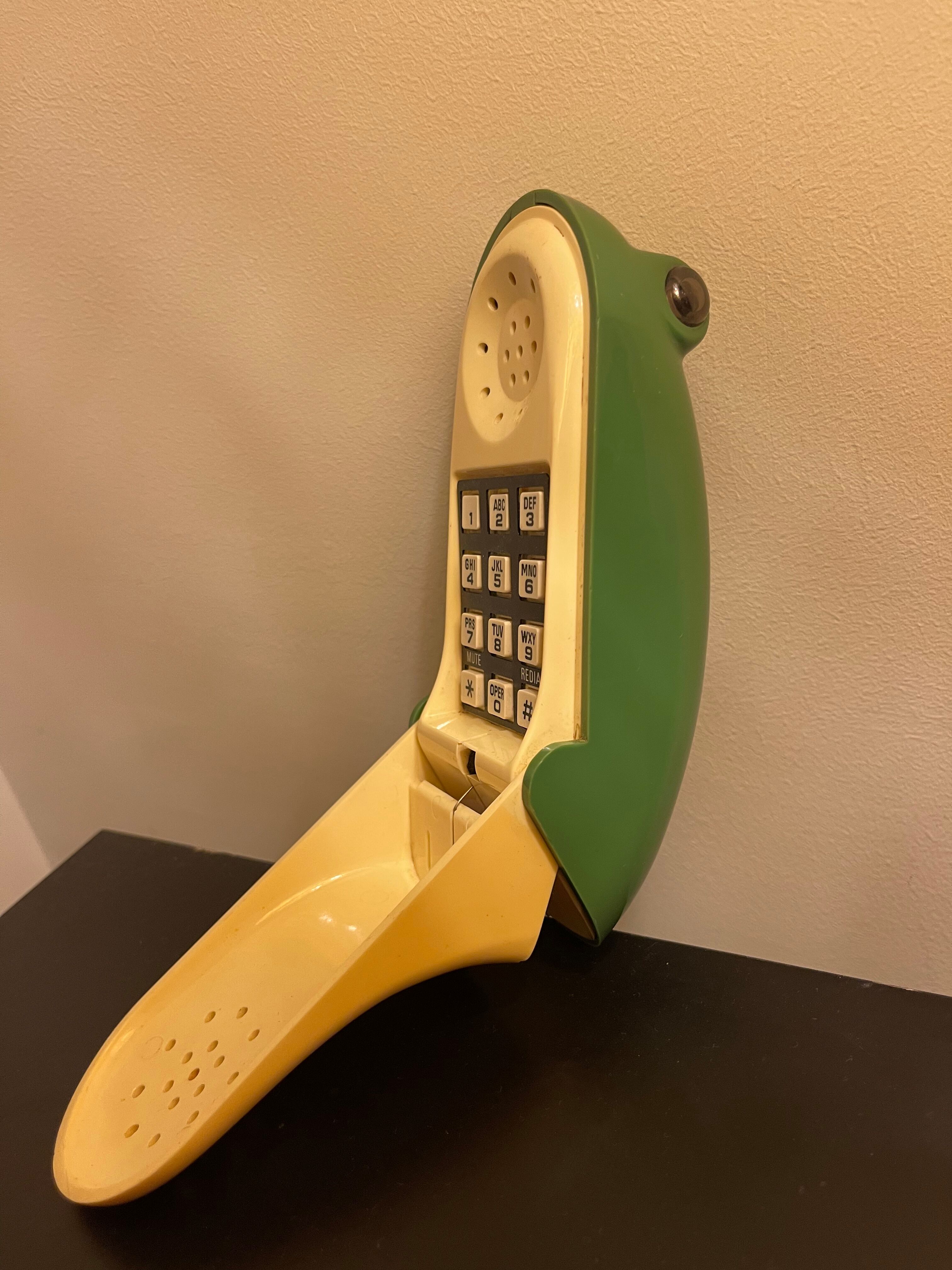 Frog phone - David Craft - 80's