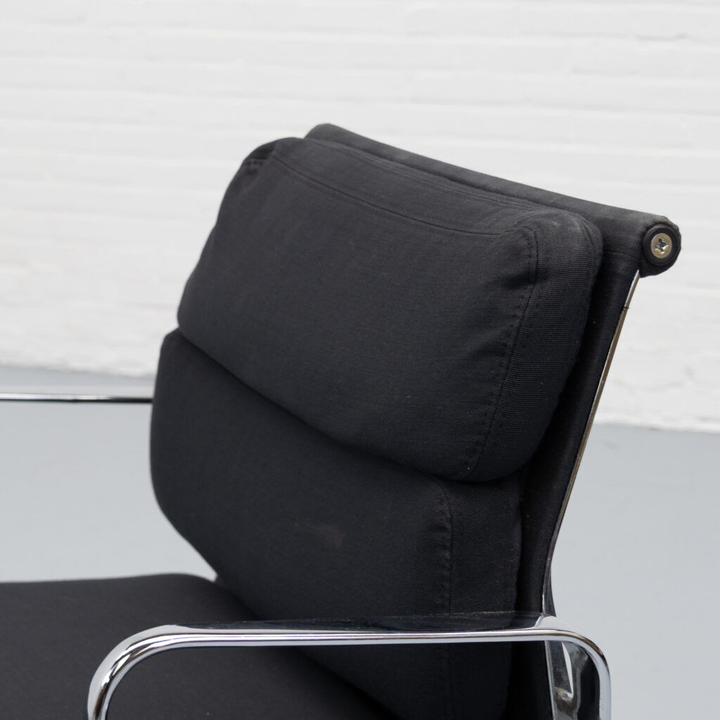 Eames EA208 Soft Pad Chair Herman Miller 1970s